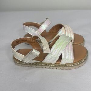 Cat & Jack Baby girl Size 6 White Sparkled Sandals